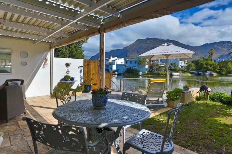 To Let 3 Bedroom Property for Rent in Marina Da Gama Western Cape